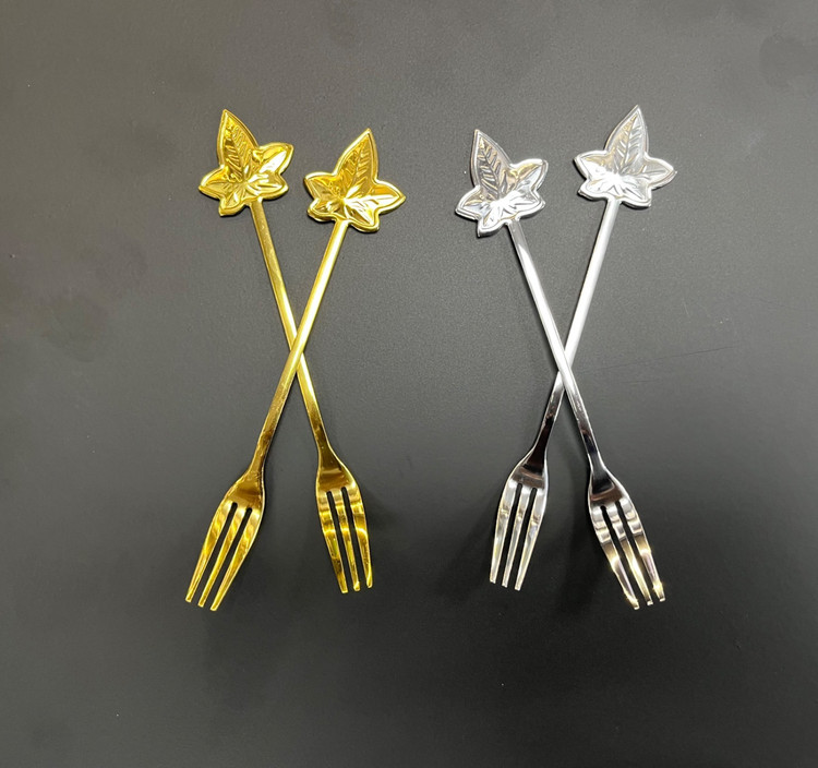 چنگال زیتون 6 عددی طرح گلبرگ برند گویلون 6-piece olive fork, petal design, Guillon brand