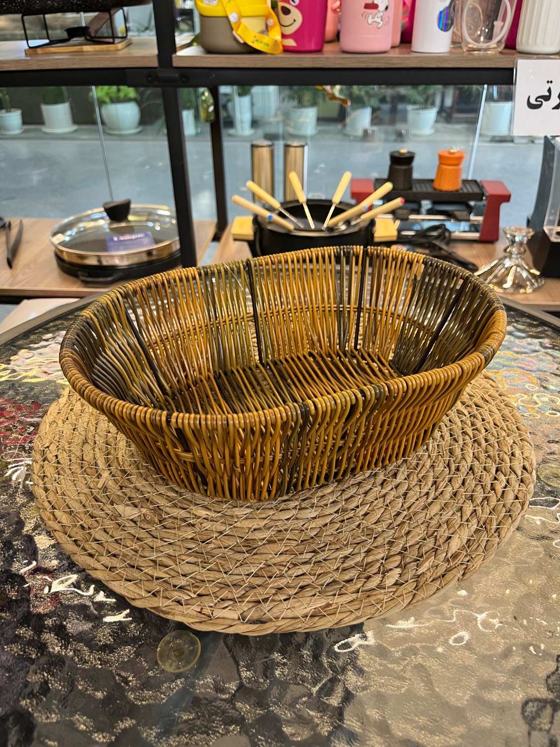 سبد نان و سبزی بیضی برند گیتا Oval bread and vegetable basket by Gita brand