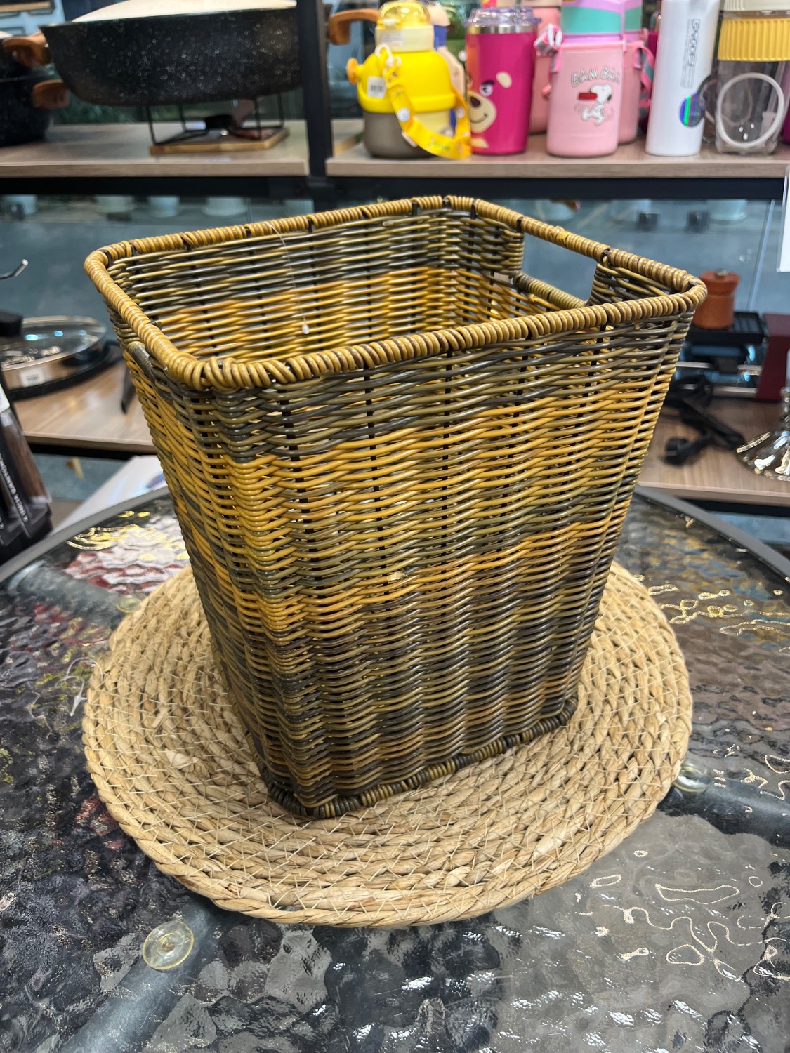 سطل کاغذ مربع حصیری برند گیتا Gita brand square wicker paper bin