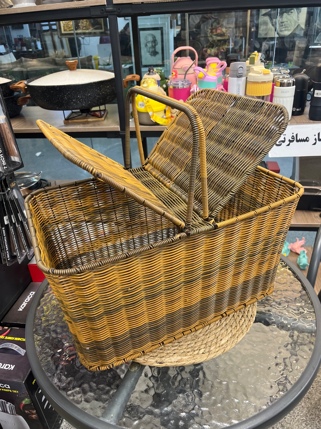 سبد پیک نیک حصیری برند گیتا Gita brand wicker picnic basket
