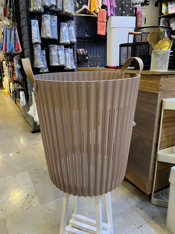 سبد لباس پلاستیکی Plastic clothes basket