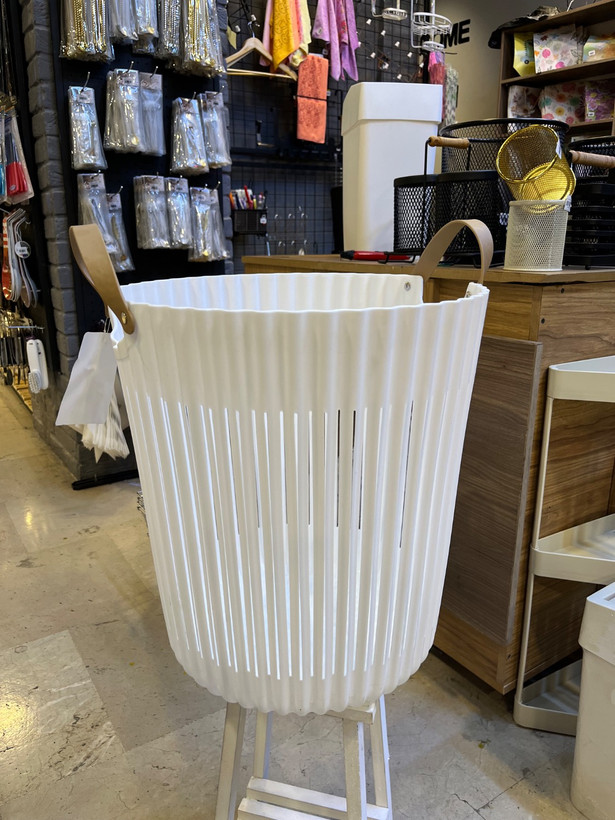 سبد لباس پلاستیکی Plastic clothes basket