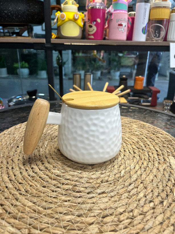 ماگ سرامیکی در چوبی قاشق دار Ceramic mug with wooden spoon
