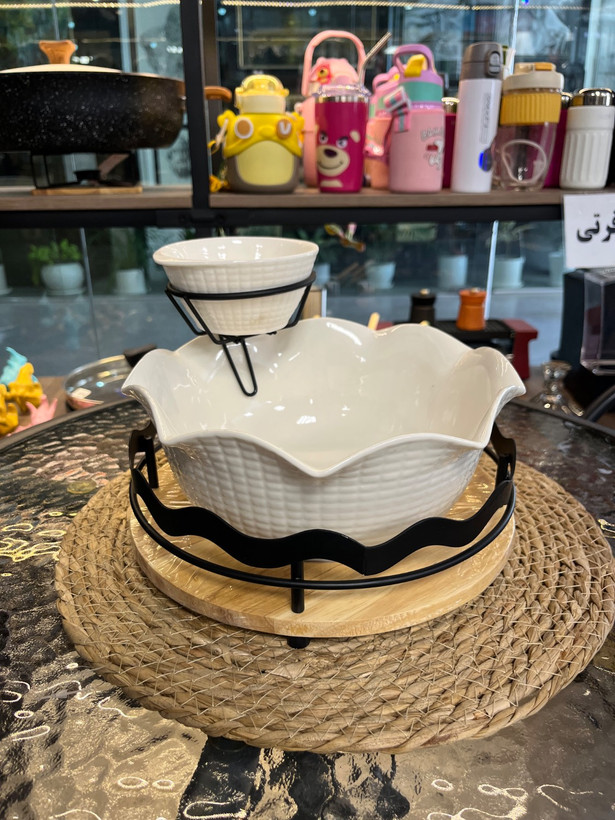 کاسه سالاد دالبر با کاسه سس ریور