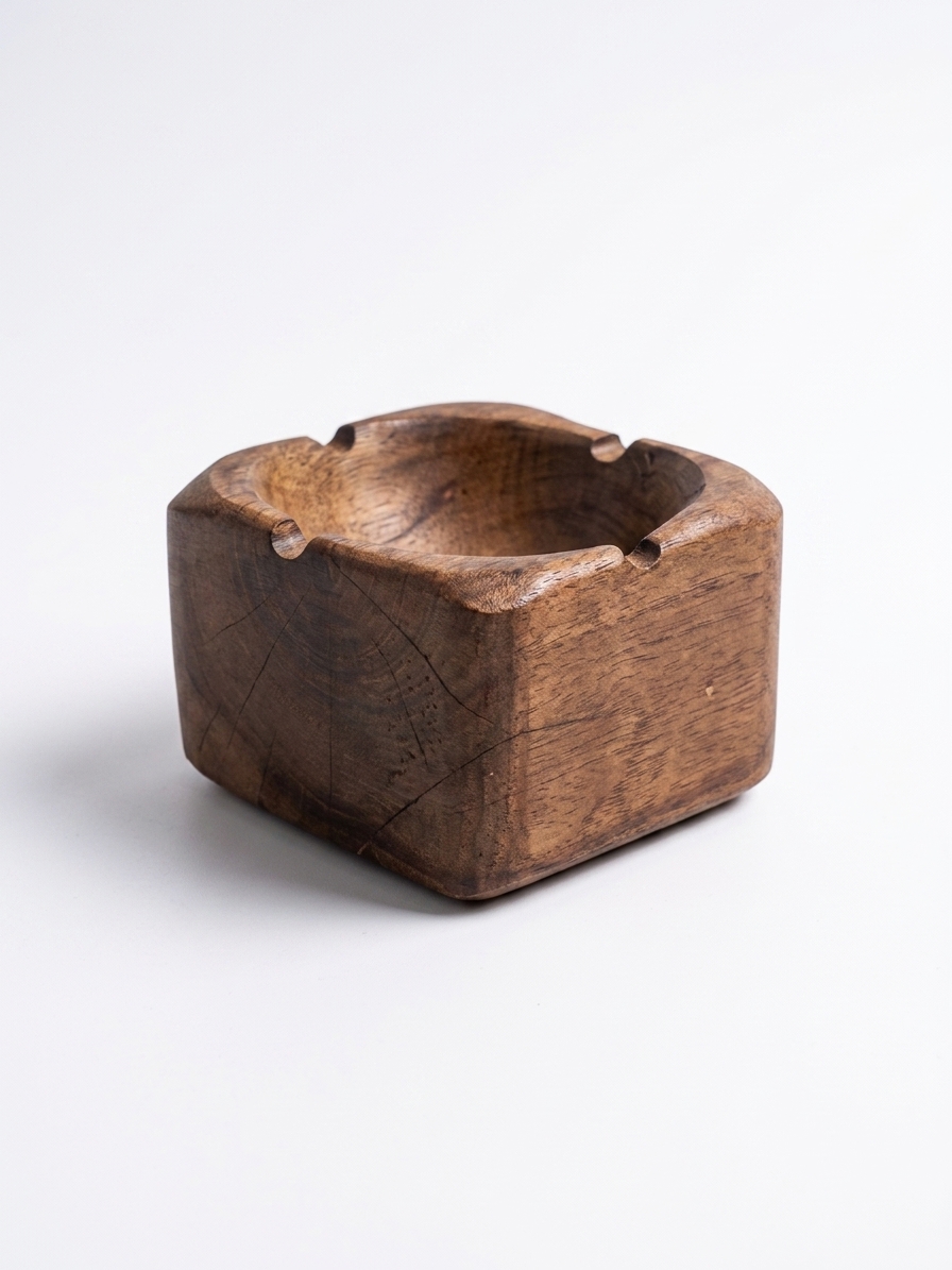زیر سیگاری چوبی Wooden ashtray