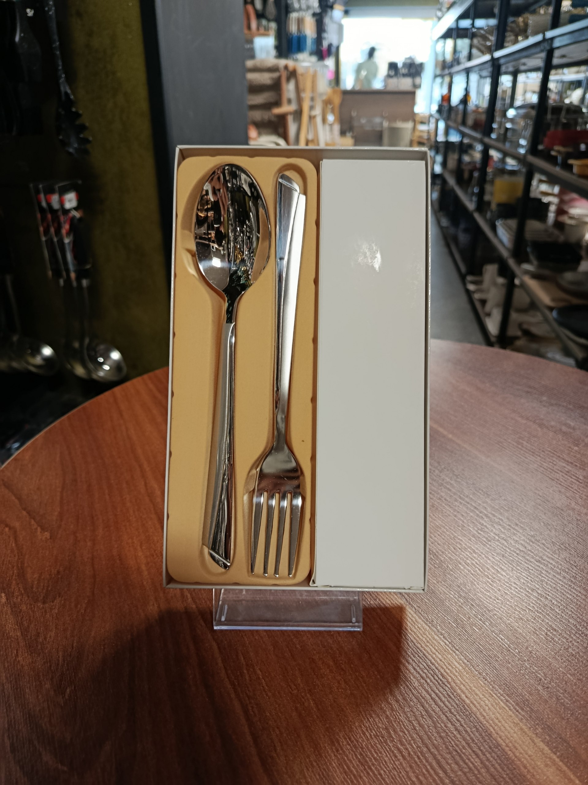 ست قاشق چنگال زخیم 6 عددی 6-Piece Heavy-Duty Cutlery Set