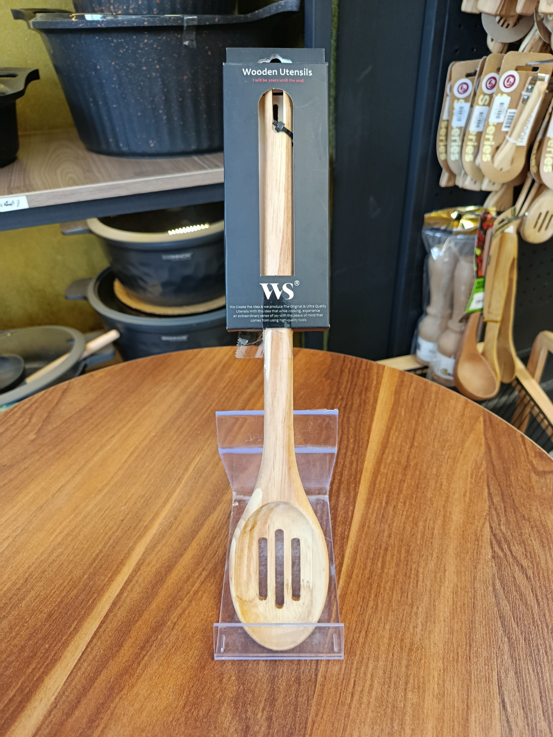 قاشق بیضی شیار دار Grooved oval spoon