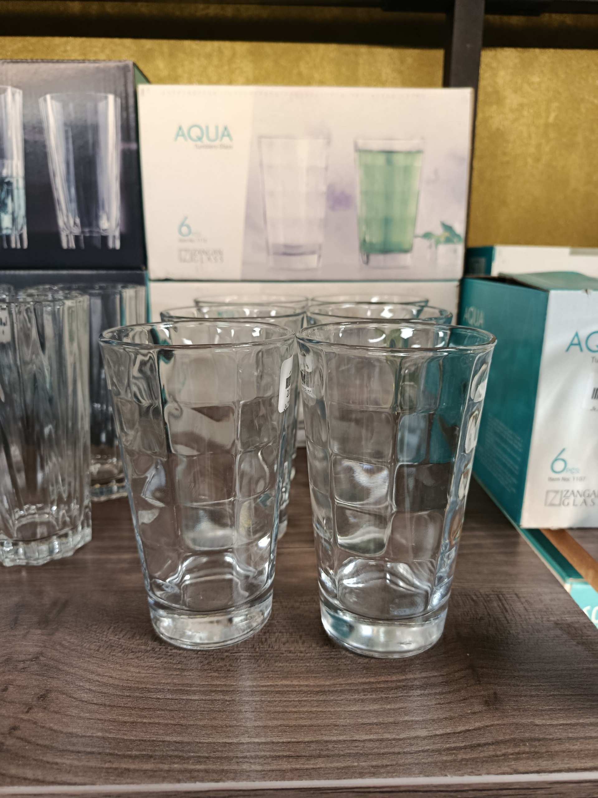 لیوان اکوا Aqua glass