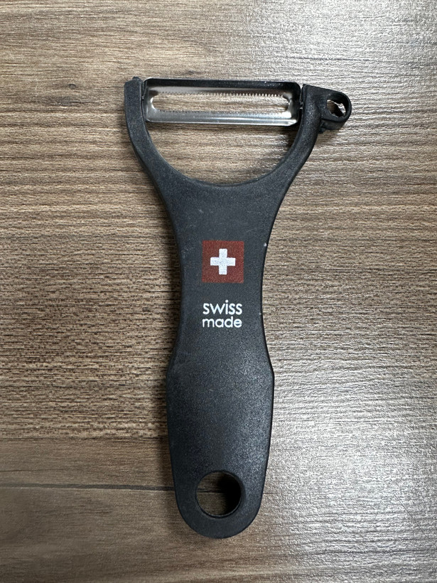 پوست کن ساخت سوئیس peeler swiss made