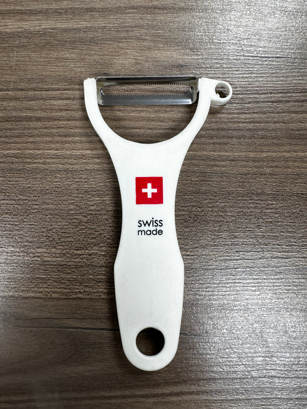 پوست کن ساخت سوئیس peeler swiss made