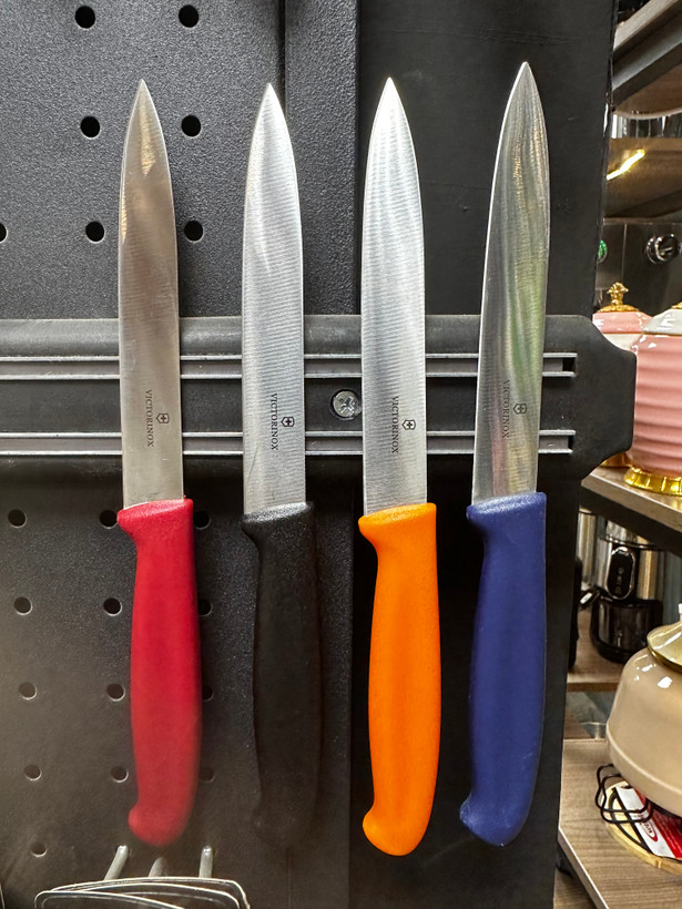 چاقو آشپزخانه ویکتورینوکس ۱۱ سانتی استیل ضد زنگ Victorinox 11cm Stainless Steel Kitchen Knife