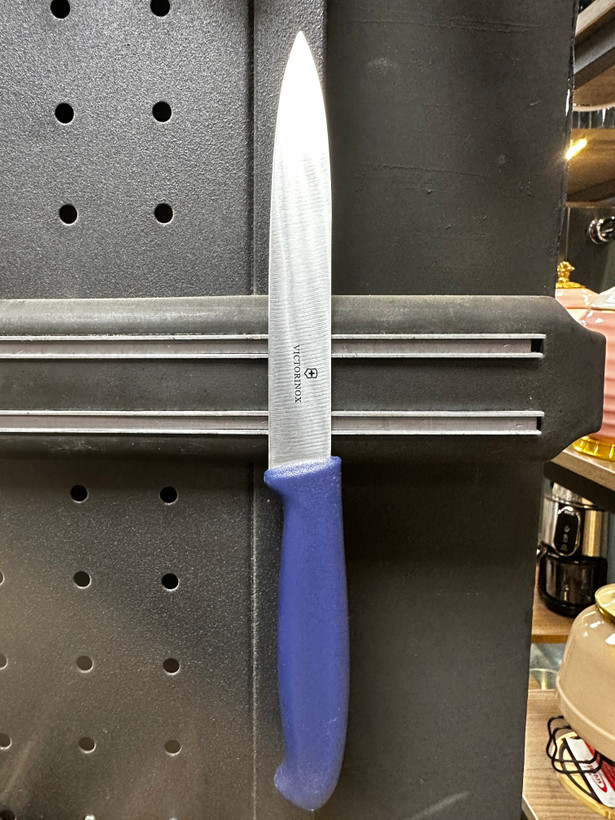 چاقو آشپزخانه ویکتورینوکس ۱۱ سانتی استیل ضد زنگ Victorinox 11cm Stainless Steel Kitchen Knife