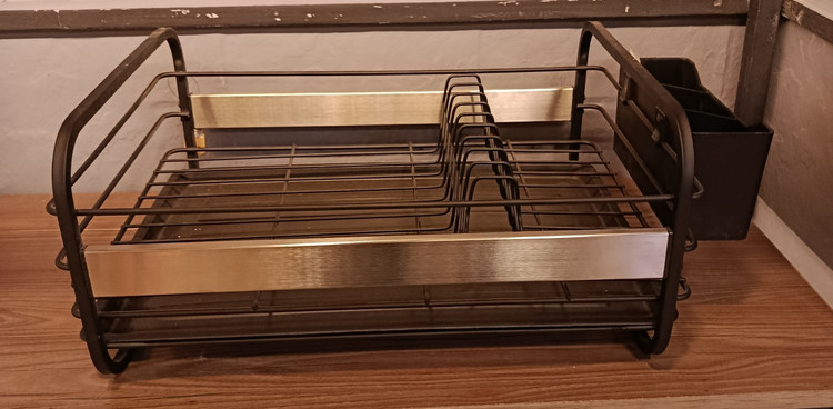 آبچکان پروفیلی مشکی بی وی کی BVK Black profile dish rack