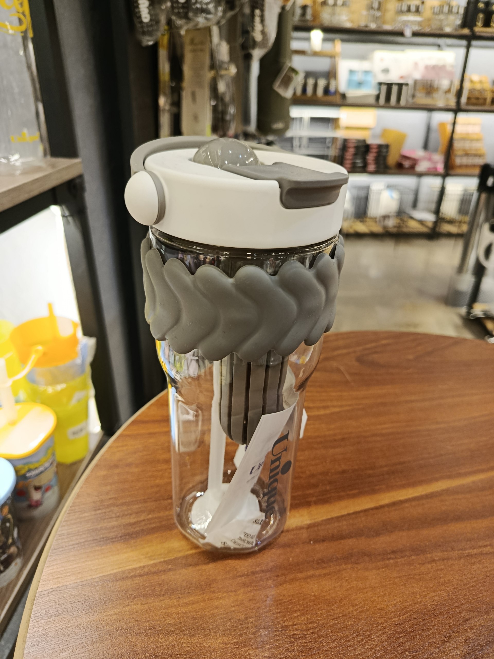 بطری آب یونیک Unique water bottle