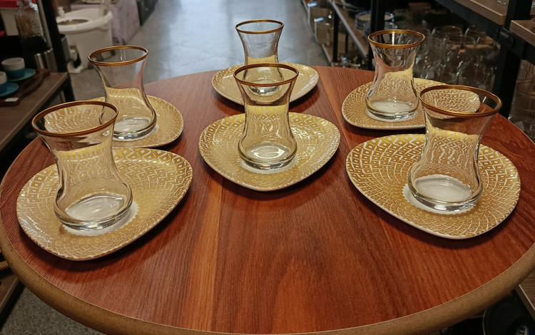 استکان نعلبکی اشکی کوبیک ریور Kubik Teardrop Saucer River