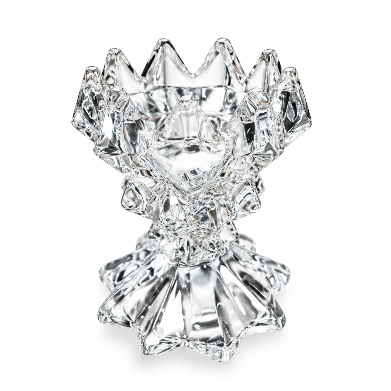 شمعدان طرح الماس   Diamond-design candlestick